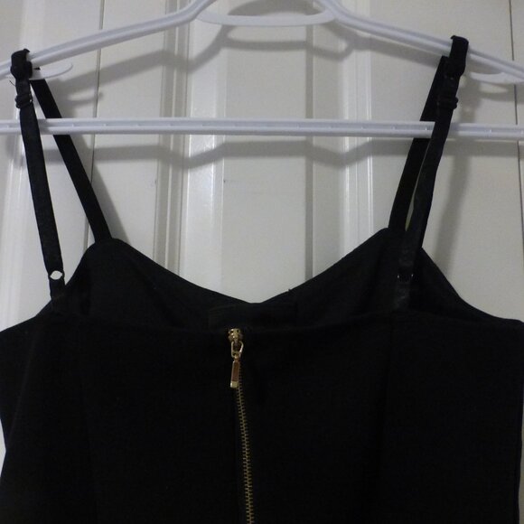 LE CHATEAU black lace up front spaghetti strap top - Picture 6 of 8
